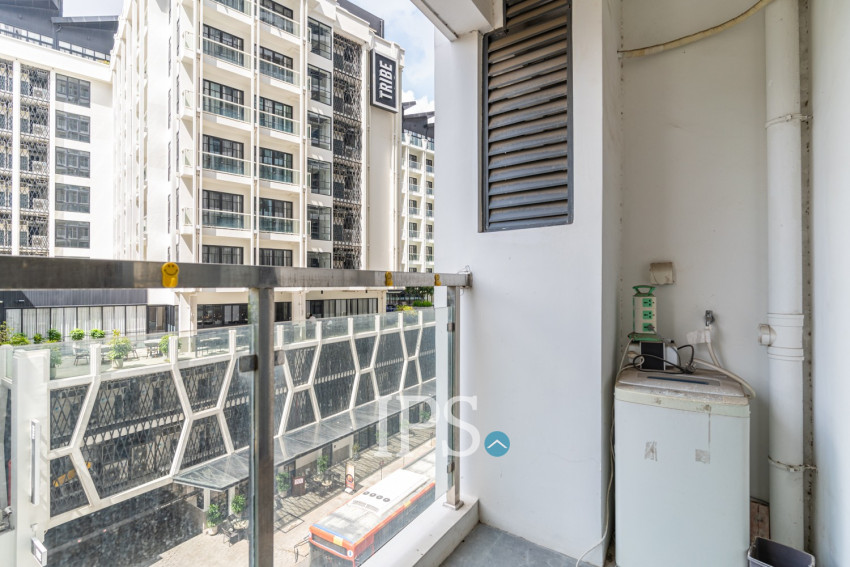 32 Sqm Studio Condo For Rent - Wat Phnom, Phnom Penh