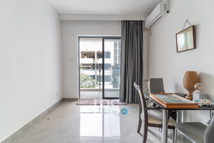 32 Sqm Studio Condo For Rent - Wat Phnom, Phnom Penh