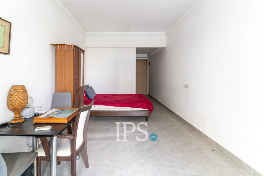 32 Sqm Studio Condo For Rent - Wat Phnom, Phnom Penh