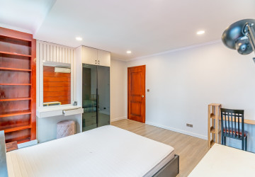 2 Bedroom Serviced Apartment For Rent - BKK1, Phnom Penh thumbnail