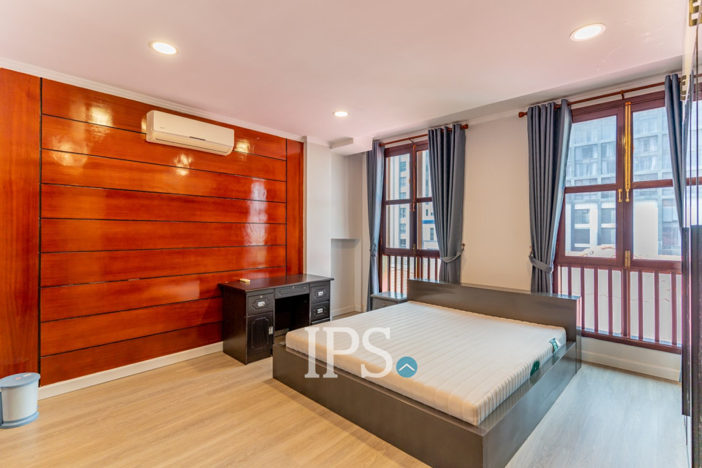 2 Bedroom Serviced Apartment For Rent - BKK1, Phnom Penh - Image 10