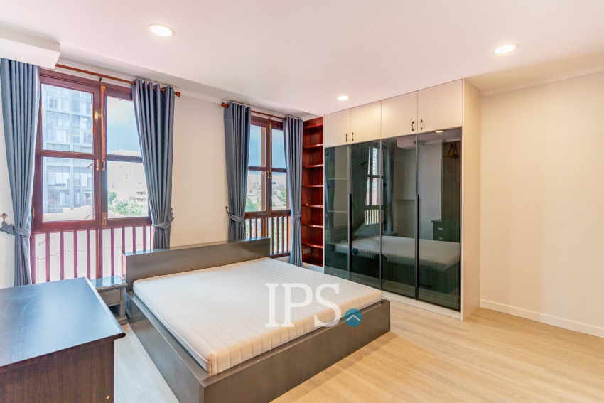 2 Bedroom Serviced Apartment For Rent - BKK1, Phnom Penh