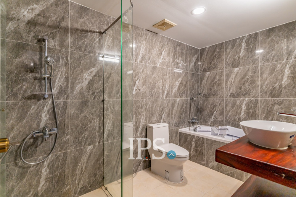 2 Bedroom Serviced Apartment For Rent - BKK1, Phnom Penh - Image 17