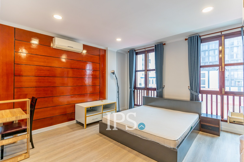 2 Bedroom Serviced Apartment For Rent - BKK1, Phnom Penh - Image 13