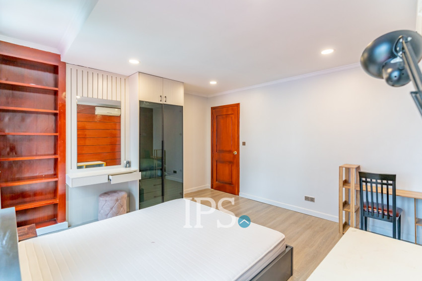 2 Bedroom Serviced Apartment For Rent - BKK1, Phnom Penh