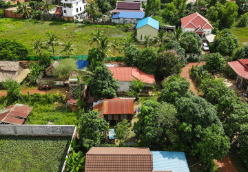 732 Sqm Residential Land and House For Sale - Sala Kamreuk, Siem Reap thumbnail