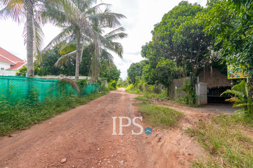 732 Sqm Residential Land and House For Sale - Sala Kamreuk, Siem Reap