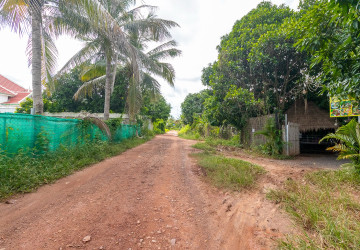 732 Sqm Residential Land and House For Sale - Sala Kamreuk, Siem Reap thumbnail