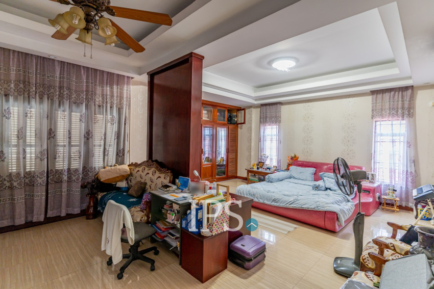 6 Bedroom Villa For Rent - Beoung Tumpun 1, Phnom Penh