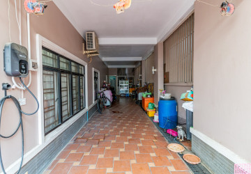 6 Bedroom Villa For Rent - Beoung Tumpun 1, Phnom Penh thumbnail