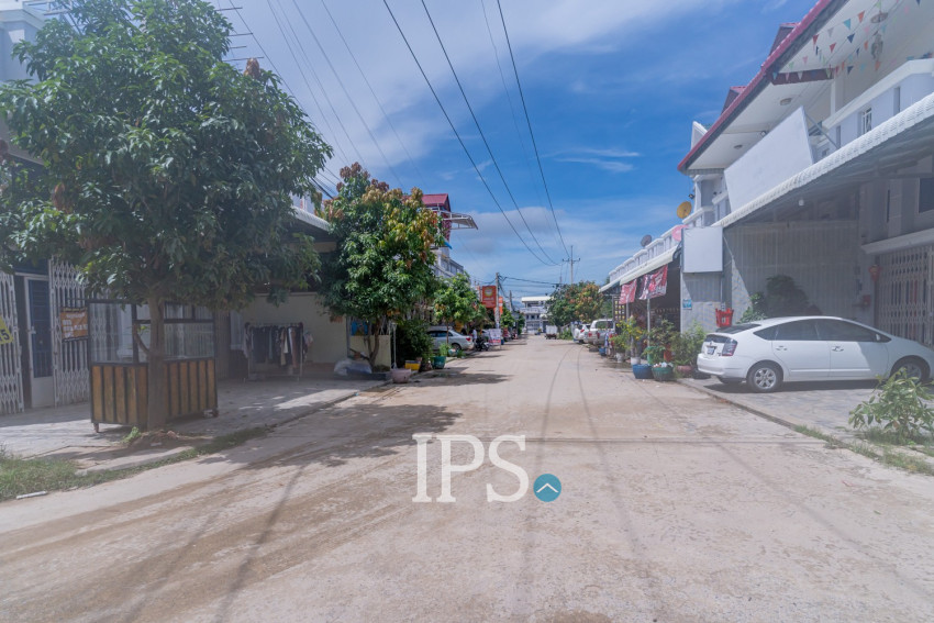 2 Bedroom Shophouse For Sale -  Samraong Kraom, Phnom Penh