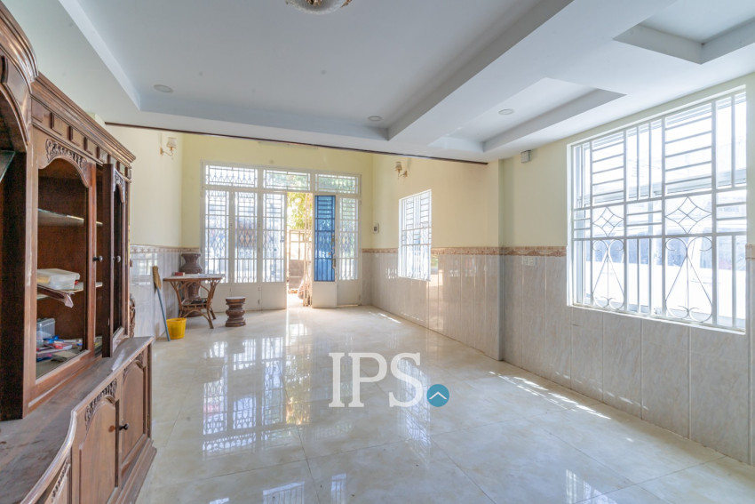 2 Bedroom Shophouse For Sale -  Samraong Kraom, Phnom Penh