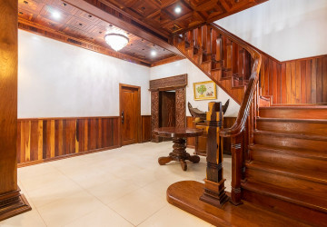 6 Bedroom House For Rent - Slor Kram, Siem Reap thumbnail