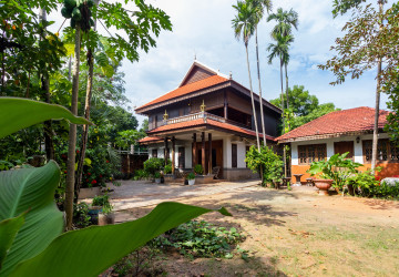 6 Bedroom House For Rent - Slor Kram, Siem Reap thumbnail