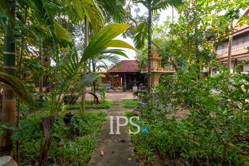 6 Bedroom House For Rent - Slor Kram, Siem Reap