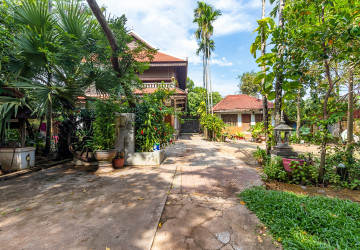 6 Bedroom House For Rent - Slor Kram, Siem Reap thumbnail