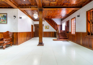 6 Bedroom House For Rent - Slor Kram, Siem Reap thumbnail
