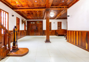 6 Bedroom House For Rent - Slor Kram, Siem Reap thumbnail