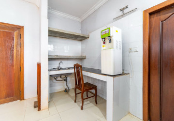 6 Bedroom House For Rent - Slor Kram, Siem Reap thumbnail