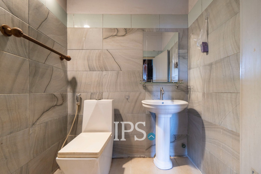 6 Bedroom House For Rent - Slor Kram, Siem Reap