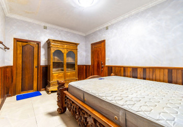 6 Bedroom House For Rent - Slor Kram, Siem Reap thumbnail