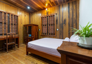 6 Bedroom House For Rent - Slor Kram, Siem Reap thumbnail