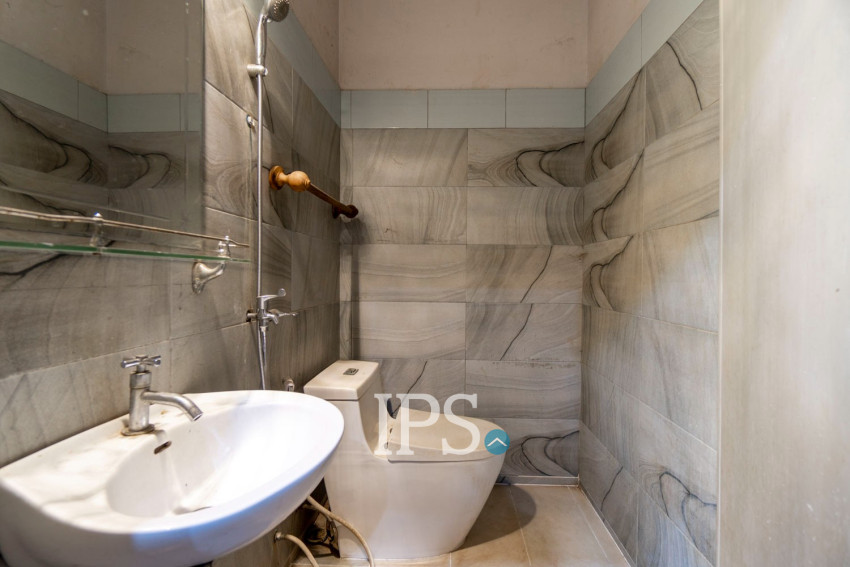 6 Bedroom House For Rent - Slor Kram, Siem Reap