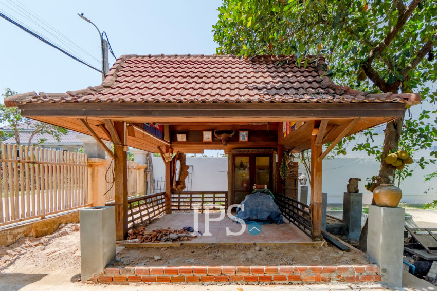 6 Bedroom House For Rent - Slor Kram, Siem Reap