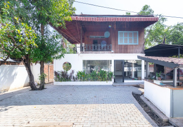 441 Sqm Commercial Space For Rent - Sala Kamreuk, Siem Reap thumbnail