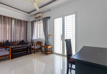 1 Bedroom Apartment For Rent - Sala Kamruek, Siem Reap thumbnail