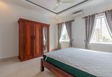 1 Bedroom Apartment For Rent - Sala Kamruek, Siem Reap thumbnail