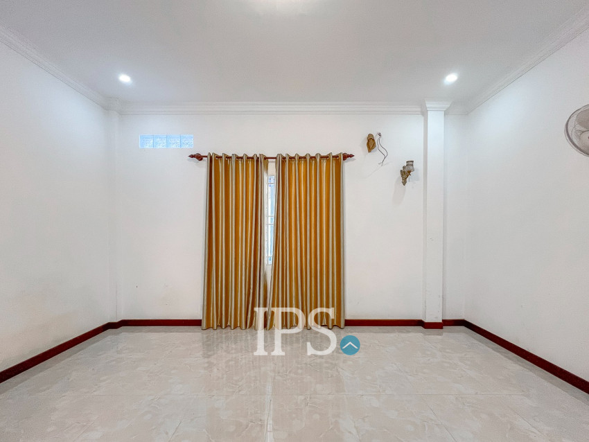 4 Bedroom House For Rent - Sala Kamreuk, Siem Reap