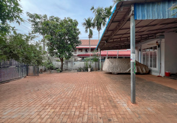 4 Bedroom House For Rent - Sala Kamreuk, Siem Reap thumbnail