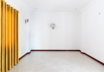 4 Bedroom House For Rent - Sala Kamreuk, Siem Reap thumbnail