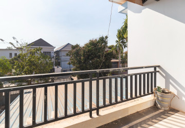 4 Bedroom House For Rent - Sala Kamreuk, Siem Reap thumbnail