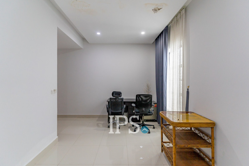 4 Bedroom Linked House For Rent - Villa Town, Chak Angrae Kraom, Phnom Penh