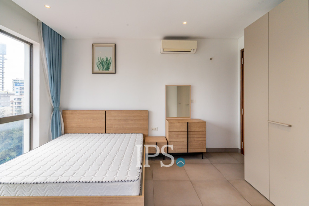 8th Floor 2 Bedroom Condo For Sale - Embassy Central, BKK1, Phnom Penh - Image 9
