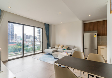 8th Floor 2 Bedroom Condo For Sale - Embassy Central, BKK1, Phnom Penh thumbnail