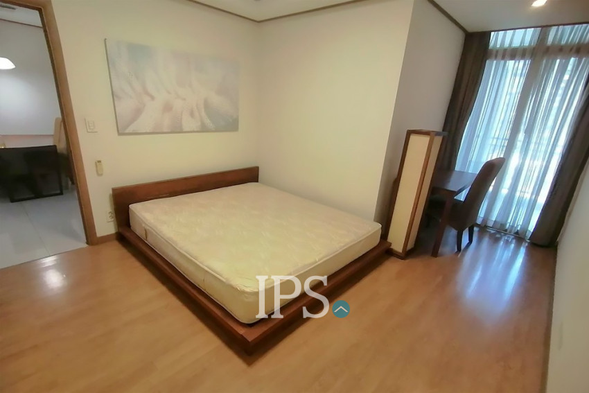 1 Bedroom Condo For Sale - De Castle Royal, BKK1 , Phnom Penh