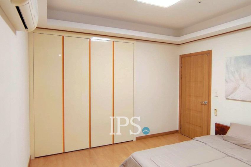 1 Bedroom Condo For Sale - De Castle Royal, BKK1 , Phnom Penh