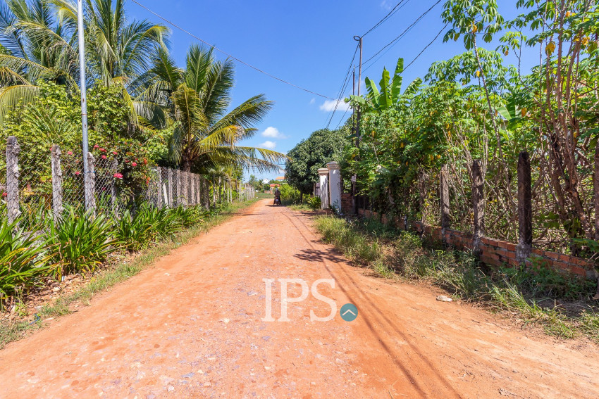 246 Sqm Residential Land and House For Sale - Kandaek, Prasat Bakong, Siem Reap