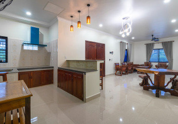 1 Bedroom Apartment For Rent - Sangkat Siem Reap, Siem Reap thumbnail