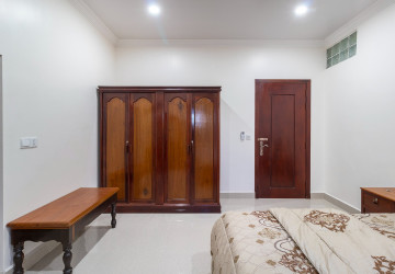 1 Bedroom Apartment For Rent - Sangkat Siem Reap, Siem Reap thumbnail