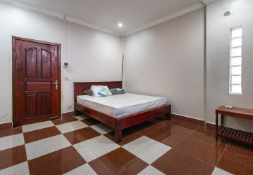 2 Bedroom Apartment For Rent - Sangkat Siem Reap, Siem Reap thumbnail