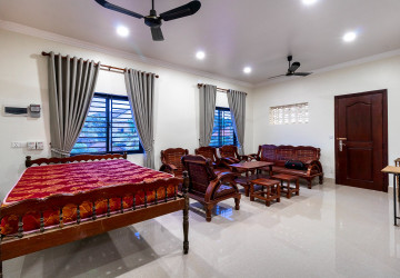 2 Bedroom Apartment For Rent - Sangkat Siem Reap, Siem Reap thumbnail