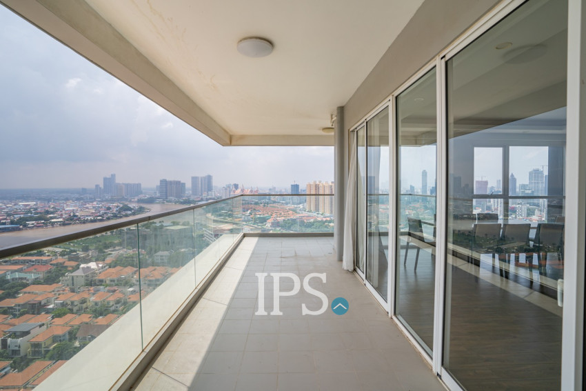 3 Bedroom Condo For Rent - Casa Meridian, Tonle Bassac, Phnom Penh