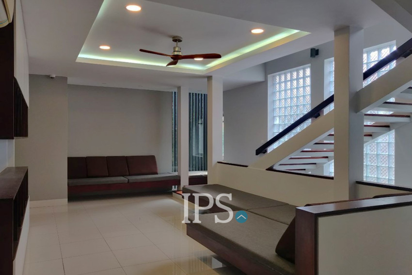 5 Bedroom Villa For Rent - Boeung Kak 2, Phnom Penh