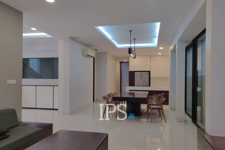 5 Bedroom Villa For Rent - Boeung Kak 2, Phnom Penh