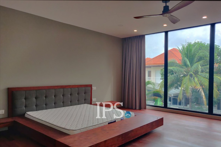 5 Bedroom Villa For Rent - Boeung Kak 2, Phnom Penh