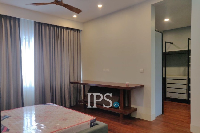 5 Bedroom Villa For Rent - Boeung Kak 2, Phnom Penh